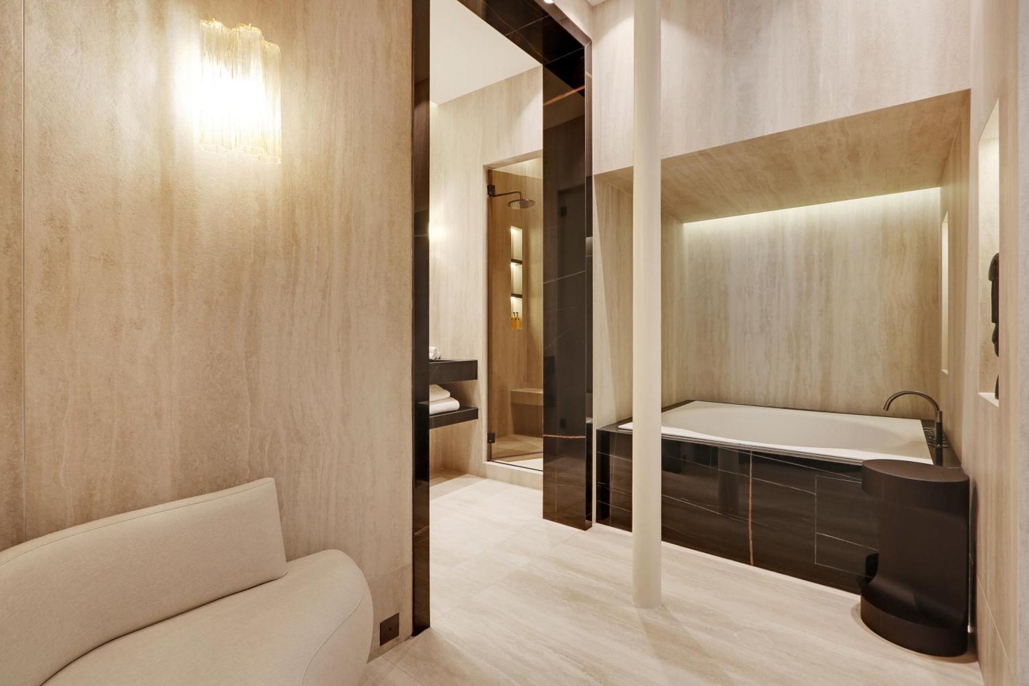 Thelander - Serviced In Louvre Apartment *
